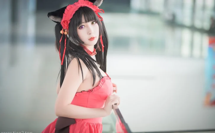 cosplay图片丨Coser雯粥粥i的私人订制粉色小猫欣赏