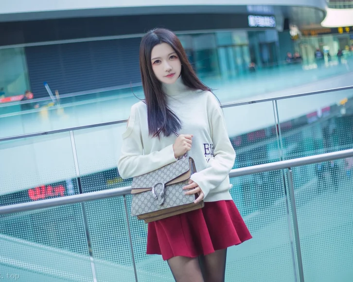 cosplay图片丨Coser源纱希喵喵喵高清图片之银河SOHO日常