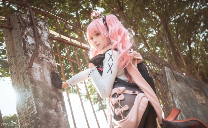 cosplay图片丨Coser小和甜酒资料及cos交错战线卡提那在线观赏