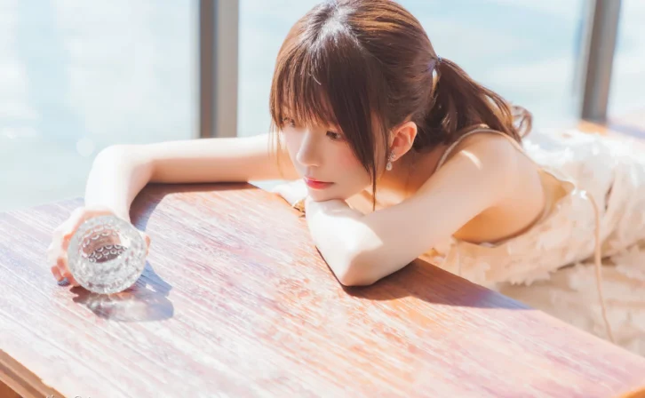 cosplay图片丨Coser桜桃喵的资料和作品集:粼光赏析