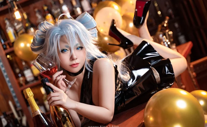 cosplay图片丨Coser虎森森下班后扮演的香槟怪盗,令人惊艳