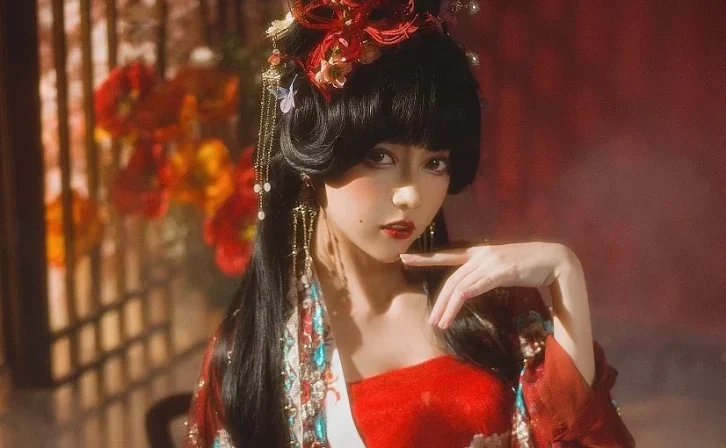 cosplay图片丨Coser凛子酱全名叫什么?抚绸衣庄甚是美丽