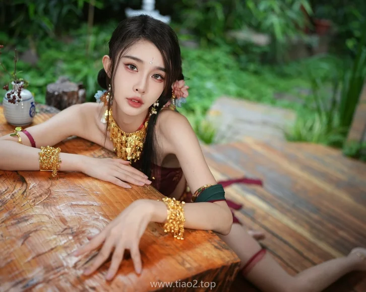 cosplay图片丨Coser余多多Dudu个人资料及cos妲己的古风