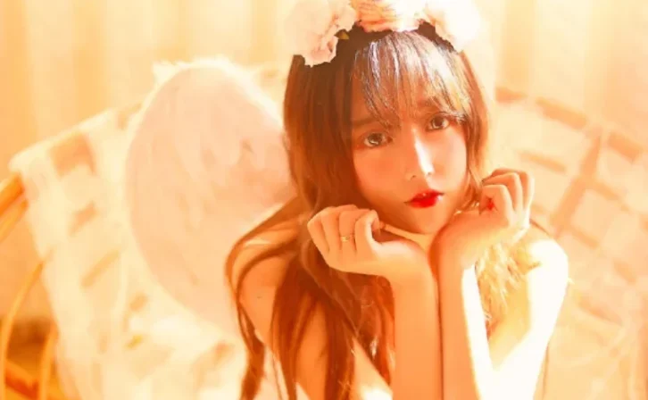 cosplay图片丨Coser过期米线线喵的日常生活,欣赏近距离的美