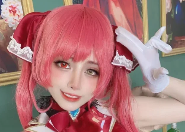 cosplay图片丨Coser_Byoru个人资料和图片集:宝钟玛琳欣赏