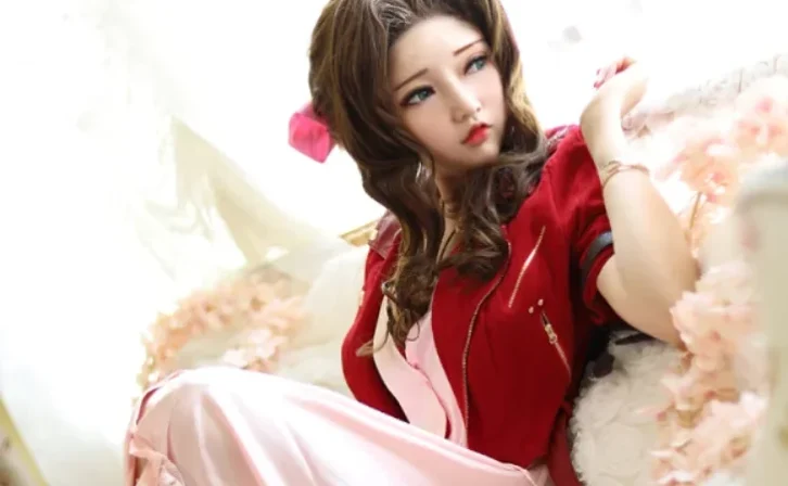 cosplay图片丨Coser_Potato Godzilla个人资料及cos图片集:Aeris赏析