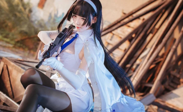 cosplay图片丨Coser大大卷卷小卷个人资料和cos95作品欣赏