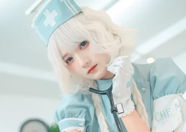 cosplay图片丨Coser兔子Zzz不吃胡萝卜的甜蜜疗愈,好极啦