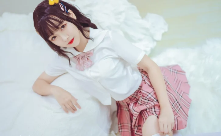 cosplay图片丨Coser_lovely呆玄为什么不拍了?附精美图片集:过膝白丝