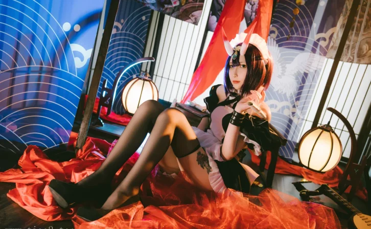 cosplay图片丨Coser_Vams子个人资料及cos酒吞童子鉴赏