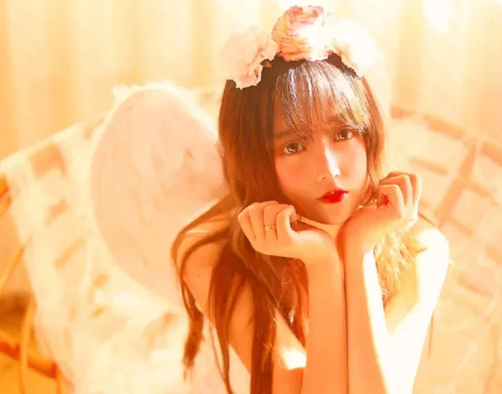 cosplay图片丨Coser过期米线线喵的日常生活,欣赏近距离的美