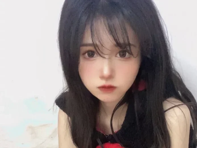 cosplay图片丨Coser倦倦喵个人资料及cos黑猫图片赏析