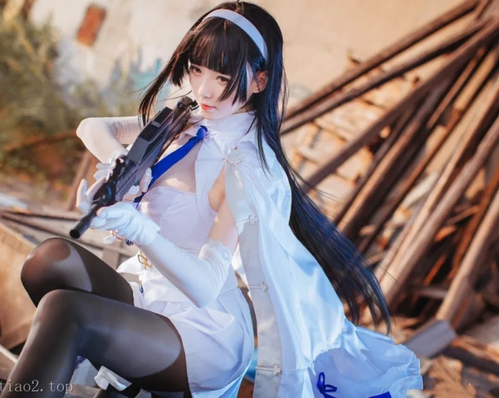 cosplay图片丨Coser大大卷卷小卷个人资料和cos95作品欣赏