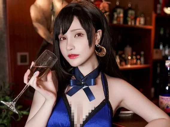 cosplay图片丨Coser千夜未来(Senya Miku)多少岁?及cos蒂法连衣裙欣赏