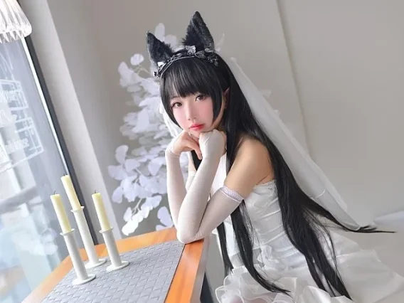 cosplay图片丨Coser雪琪SAMA高清图片集之cos爱宕婚纱赏析