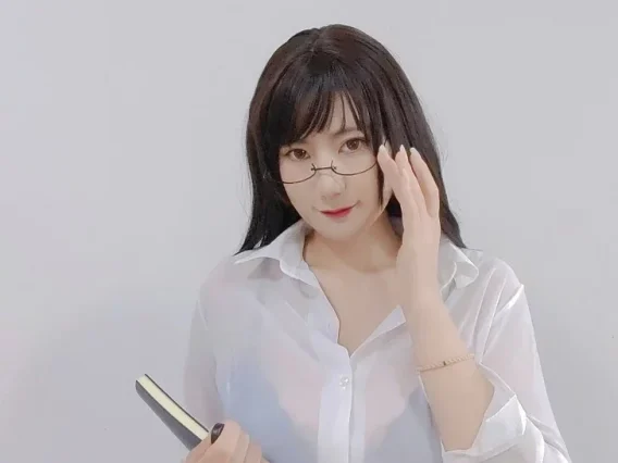 星澜是澜澜叫澜妹呀穿OL这组办公服cos,谁看了不喊老婆？