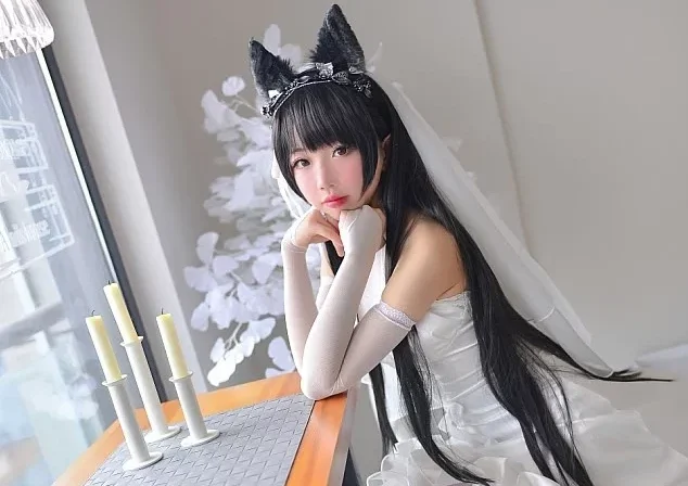 cosplay图片丨Coser雪琪SAMA高清图片集之cos爱宕婚纱赏析