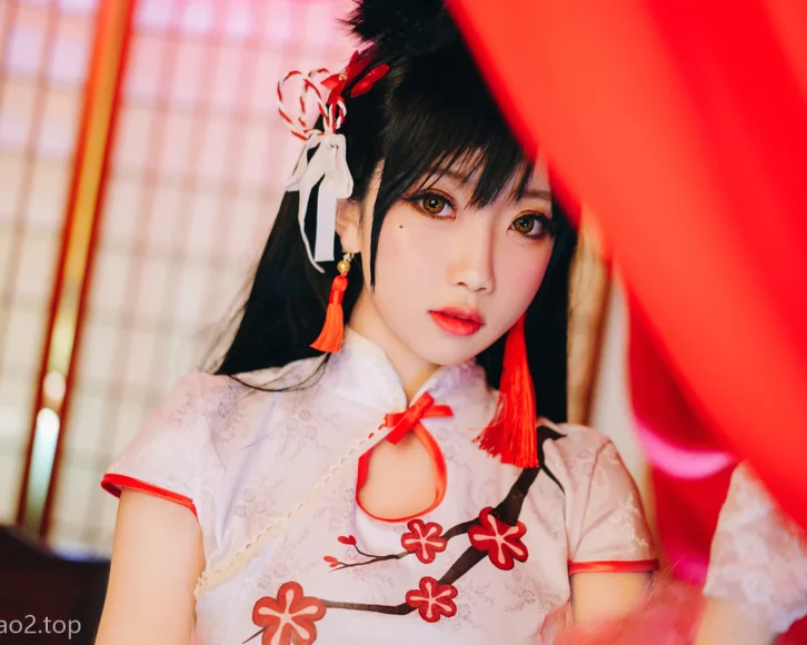cosplay图片丨Coser鬼畜瑶在不在w摄影作品集:爱宕旗袍赏析