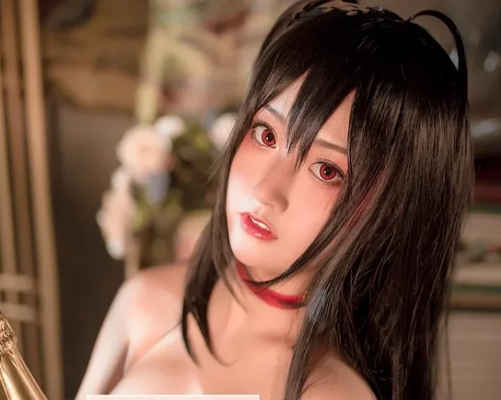 cosplay图片丨Coser猫九酱Sakura个人资料和摄影作品:碧蓝 大凤赏析