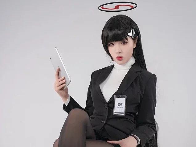cosplay图片丨Coser轩萧学姐资料介绍和高清图片集:碧蓝档案 莉音