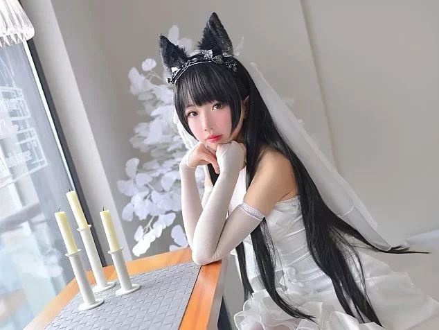 cosplay图片丨Coser雪琪SAMA高清图片集之cos爱宕婚纱赏析