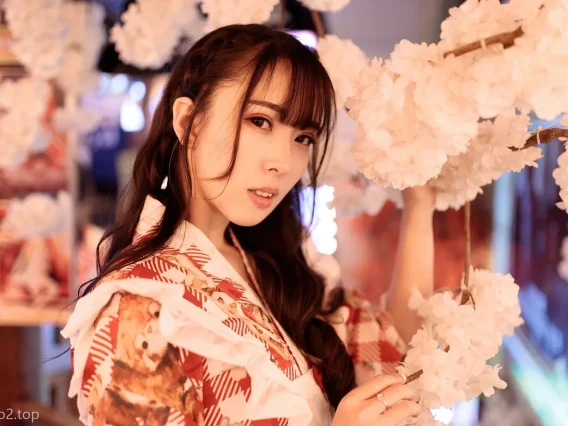 Xiuren图片丨秀人模特小波多-Vol.360期灯火下的和服女孩