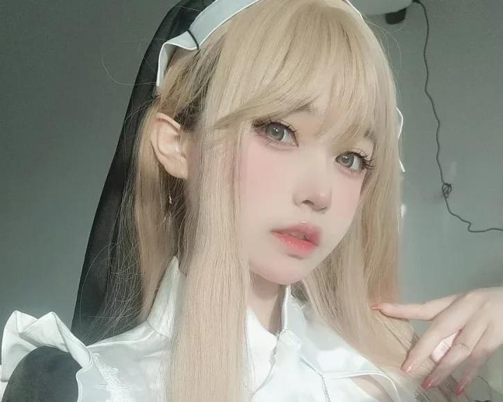 cosplay图片丨Coser女主K-修女[80P-63.5M]