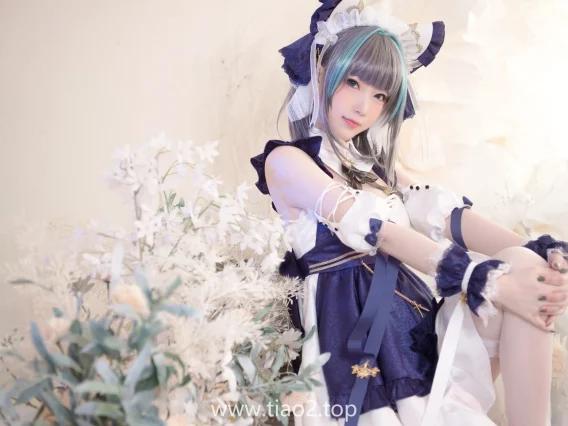 妖少you1这套柴郡cos,把”蹭”演成了猫的本能