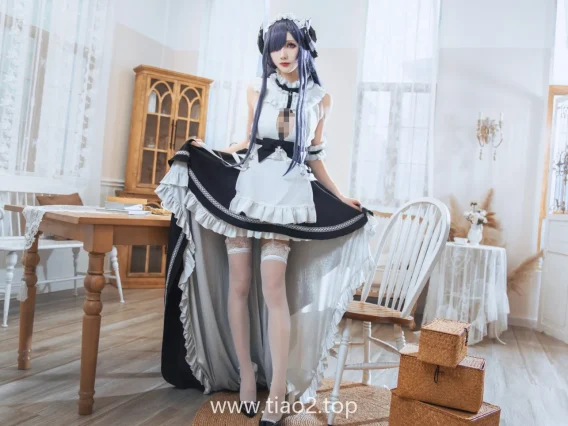 masaki雅祈NO.005奥古斯特cos,硬得像冻馒头但嚼着香