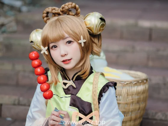 花铃的01期,终于有人把瑶瑶从挂件给拍活了
