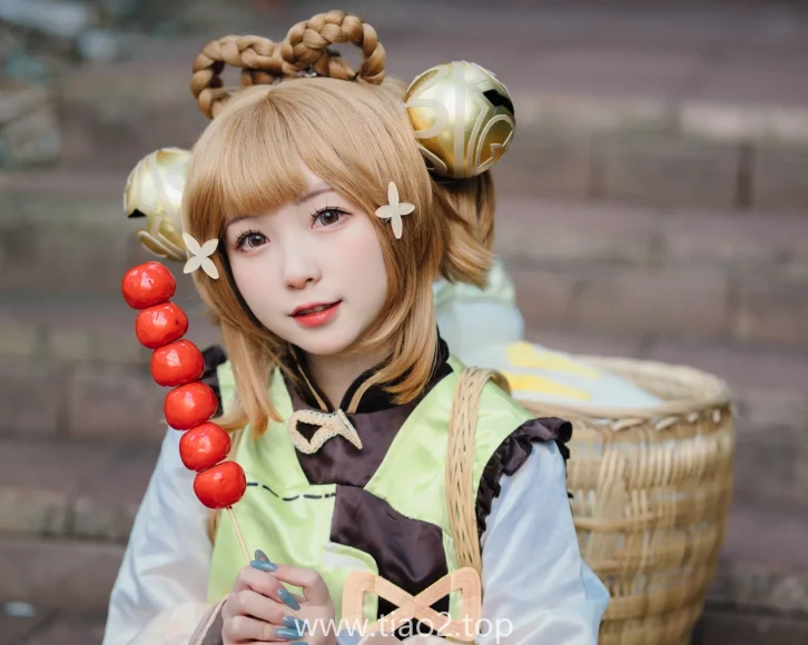 花铃的01期,终于有人把瑶瑶从挂件给拍活了