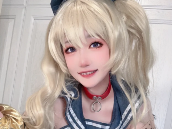 贝琪冷调暗背景里不补光,贝贝琪Becky这套有东西